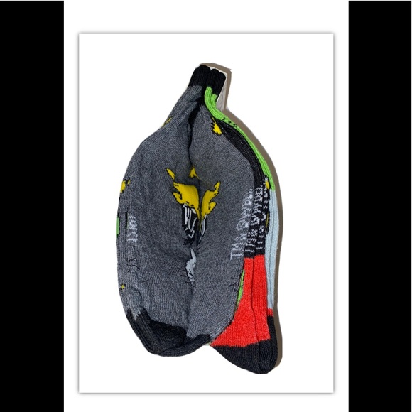 Bugs Daffy Marvin Sylvester Crew Socks 2Pair Men 6-12  Black Looney Tunes WB NEW - Picture 9 of 12